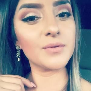 Meet your Posher, Iris